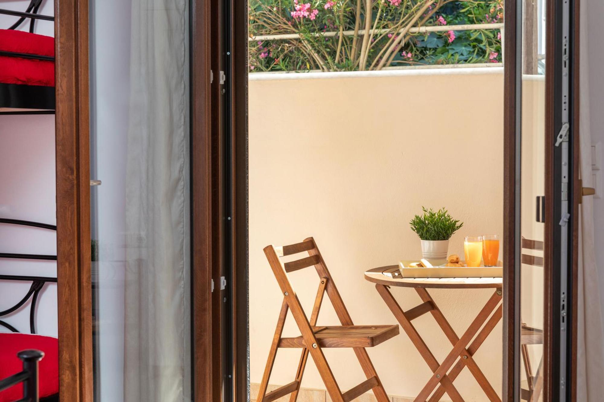 Naxos Diamond Studios Apartments Naxos City Phòng bức ảnh
