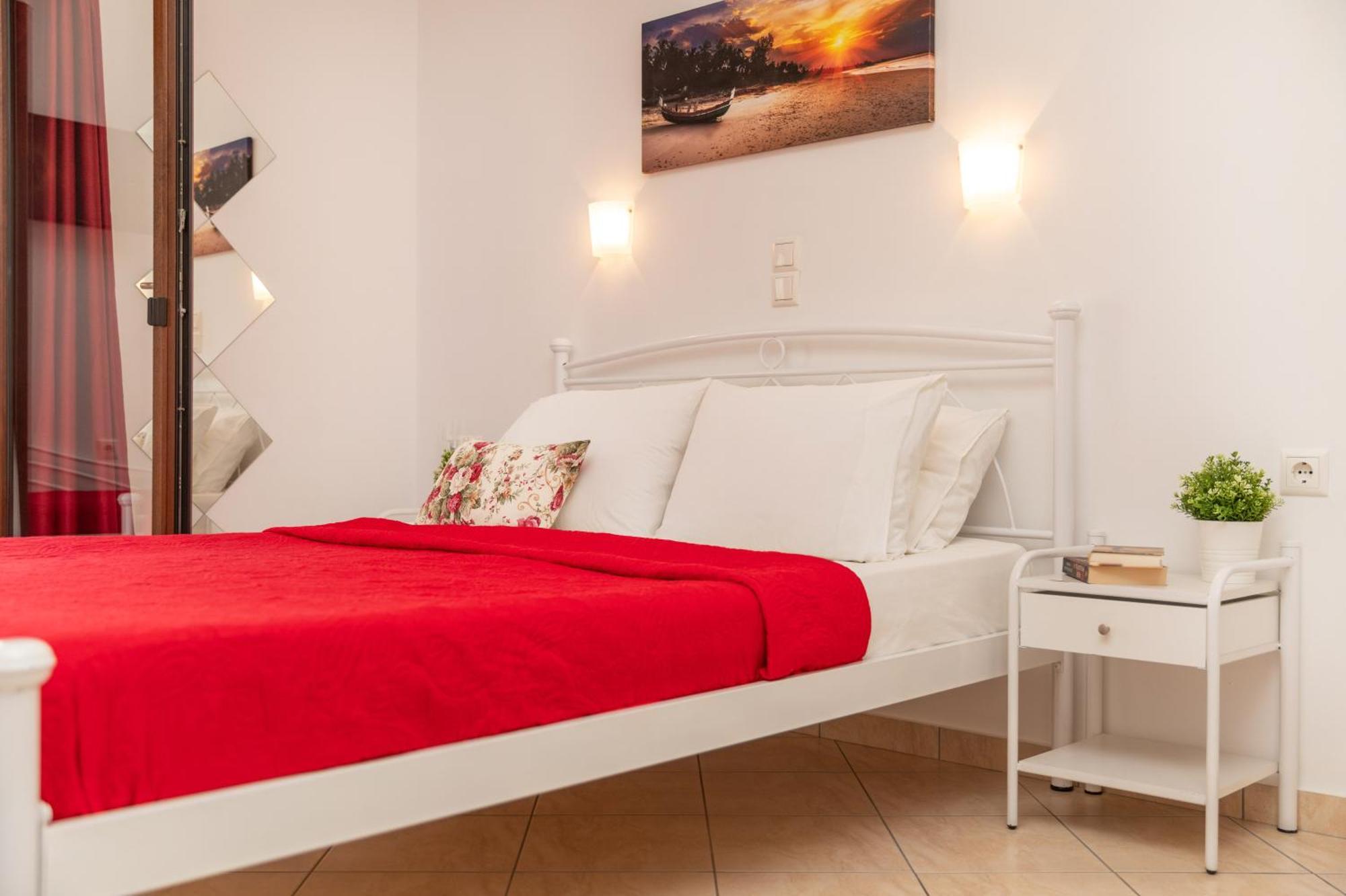 Naxos Diamond Studios Apartments Naxos City Phòng bức ảnh