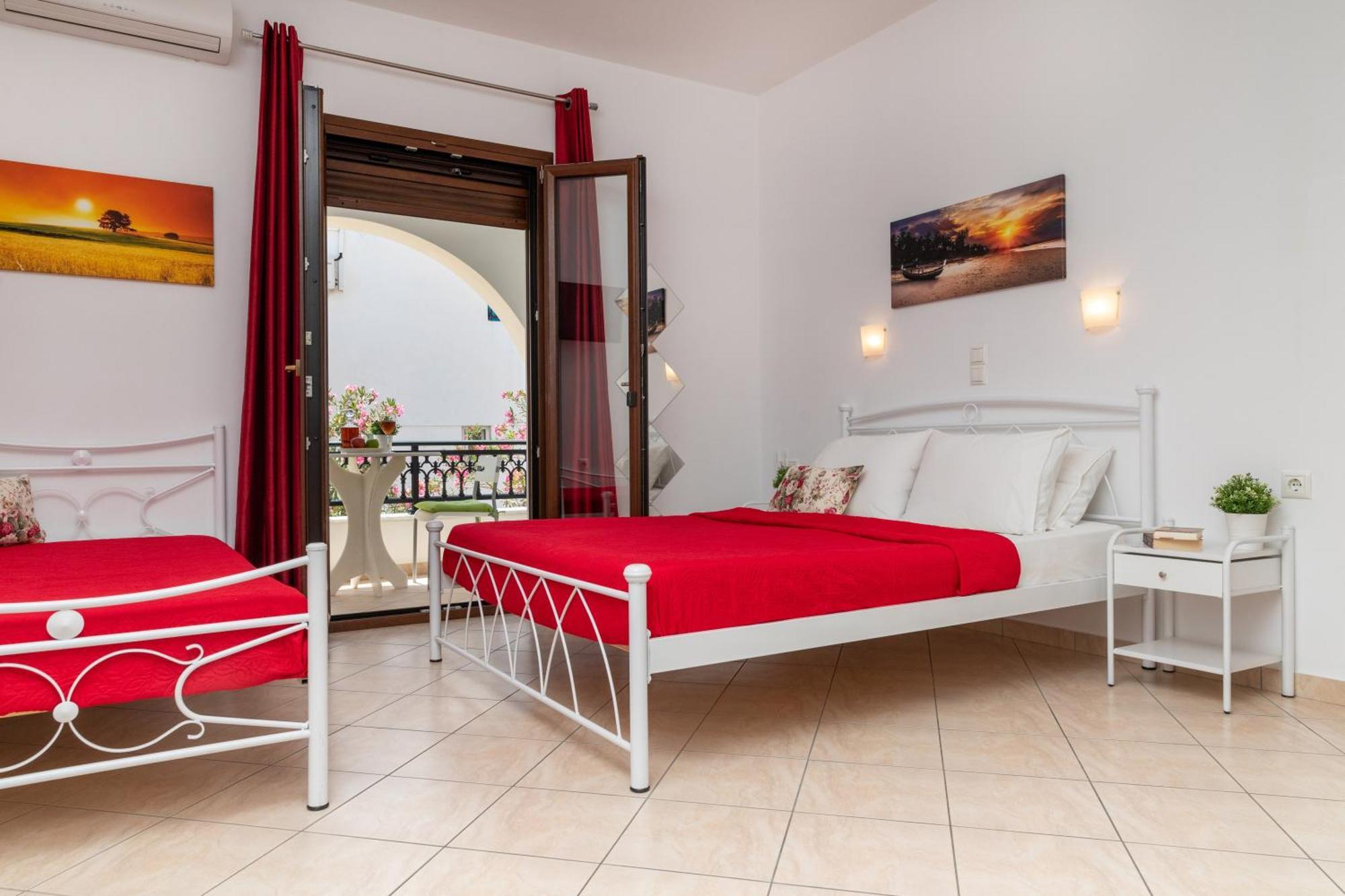 Naxos Diamond Studios Apartments Naxos City Phòng bức ảnh